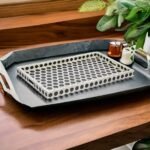 black serving tray, white serving tray